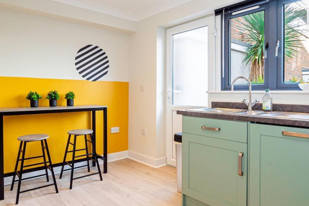 Coastal Comfort Getaway Portsmouth Bagian luar foto
