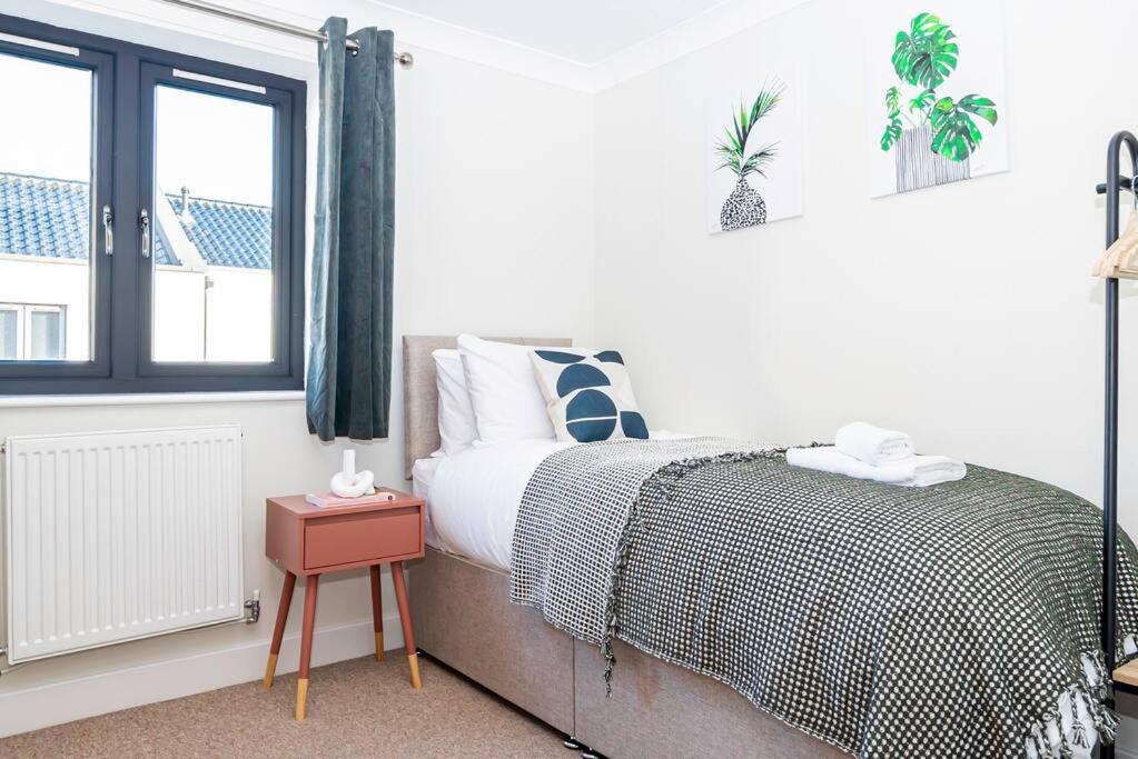 Coastal Comfort Getaway Portsmouth Bagian luar foto